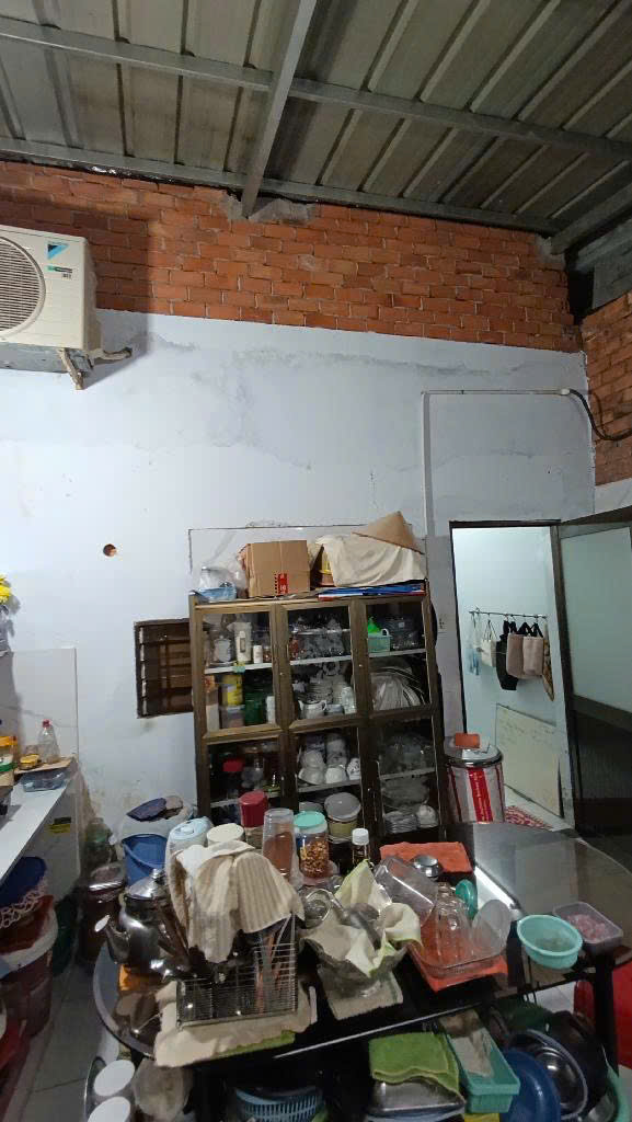 NHÀ NÁT TIỆN XÂY MỚI - KHU VỰC BUÔN BÁN SUNG - 100M2 - NHỈNH 10 TỶ
